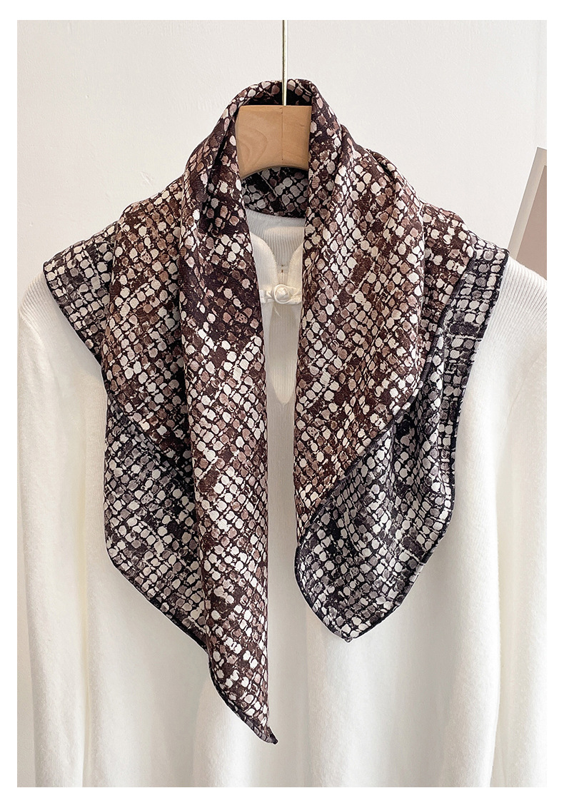 Muffler Men Wool - وشاح نسائي 70% صوف و30% حرير،