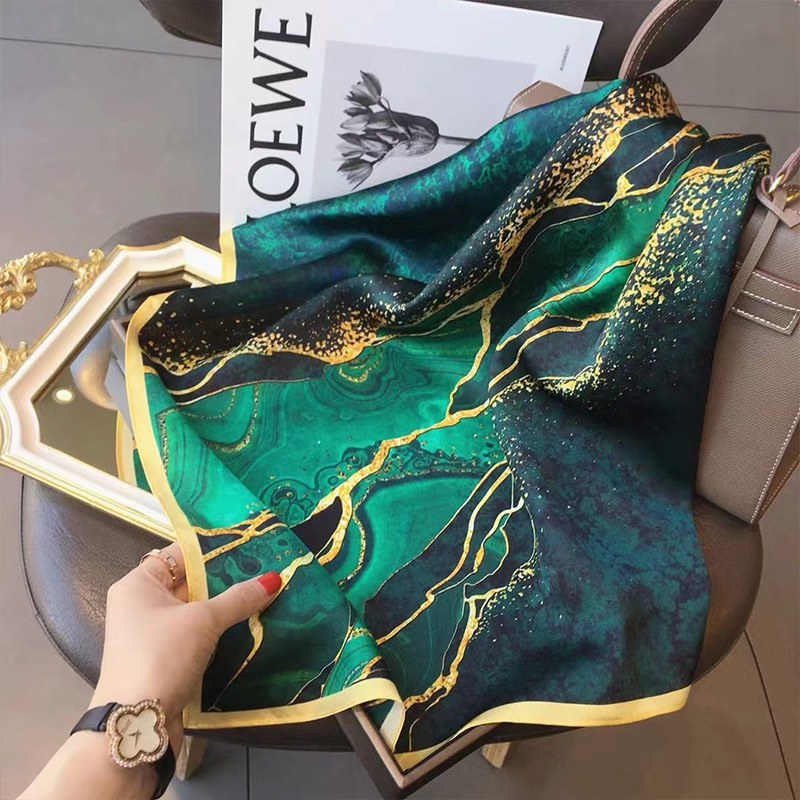 Ascot Neck Scarf - 70x70 سنتيمتر النساء وشاح الحرير الشعور