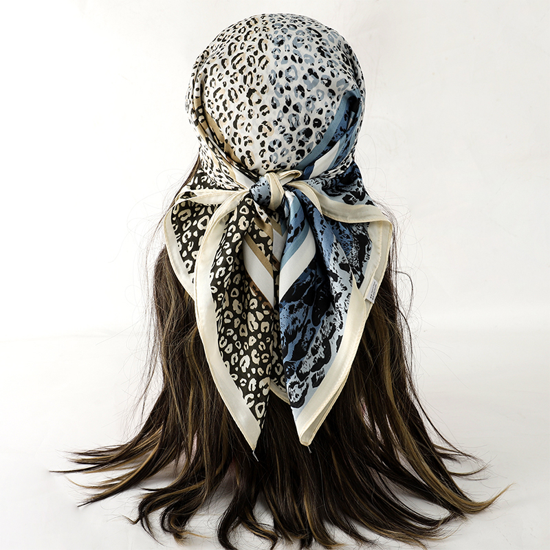 الفاخرة شال حريري الدهون القط  - مراجعة Scarf Silk Square وسعره