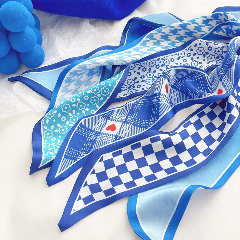 وشاح حريري أزرق كلاين جديد بنق - مراجعة Ascot Neck Scarf وسعره